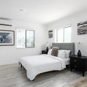 Bed & Breakfast Sunny In The Heart Of Venice - B, Los Angeles
